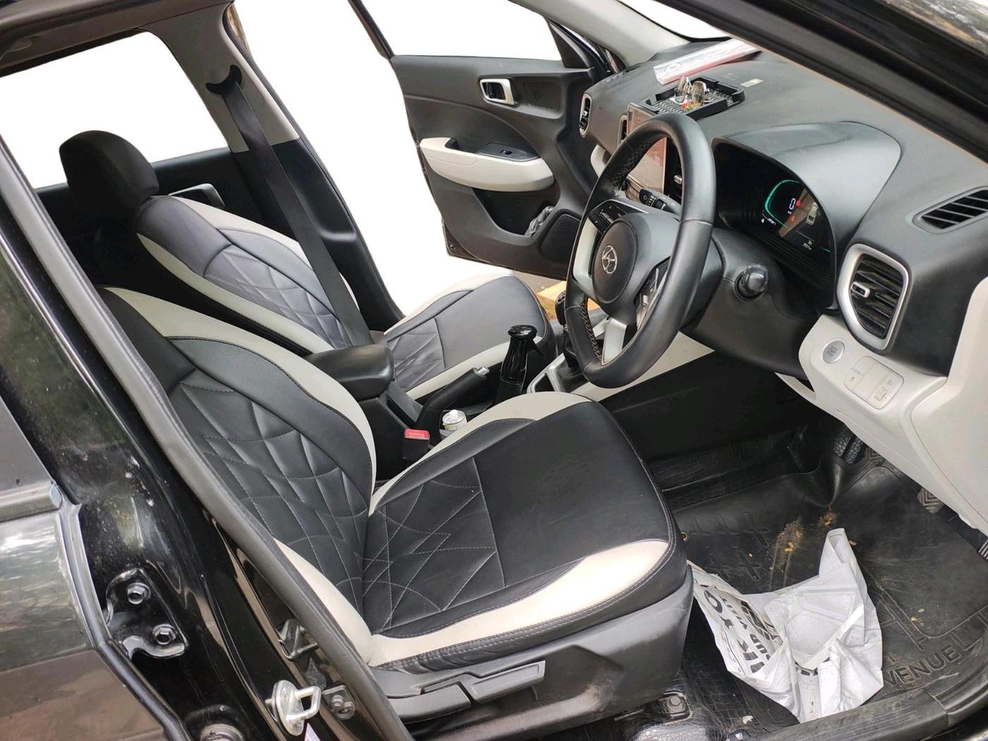 2022 Hyundai VENUE SX 1.2 PETROL, Petrol, Manual, 29,211 km, interior