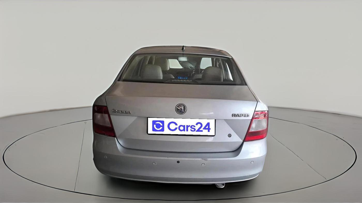 2014 Skoda Rapid ELEGANCE 1.6 TDI CR MT, Diesel, Manual, 1,17,726 km, exterior