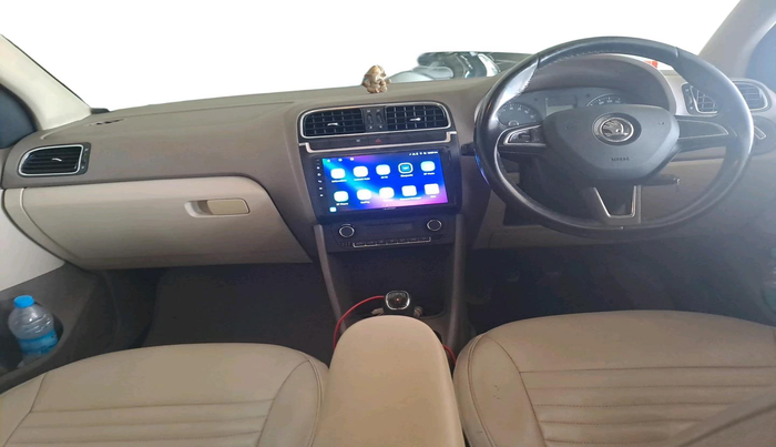 2014 Skoda Rapid ELEGANCE 1.6 TDI CR MT, Diesel, Manual, 1,17,726 km, interior