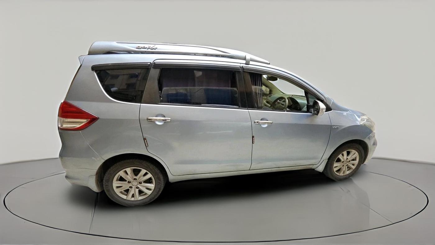 2015 Maruti Ertiga ZXI+, CNG, Manual, 1,24,646 km, exterior