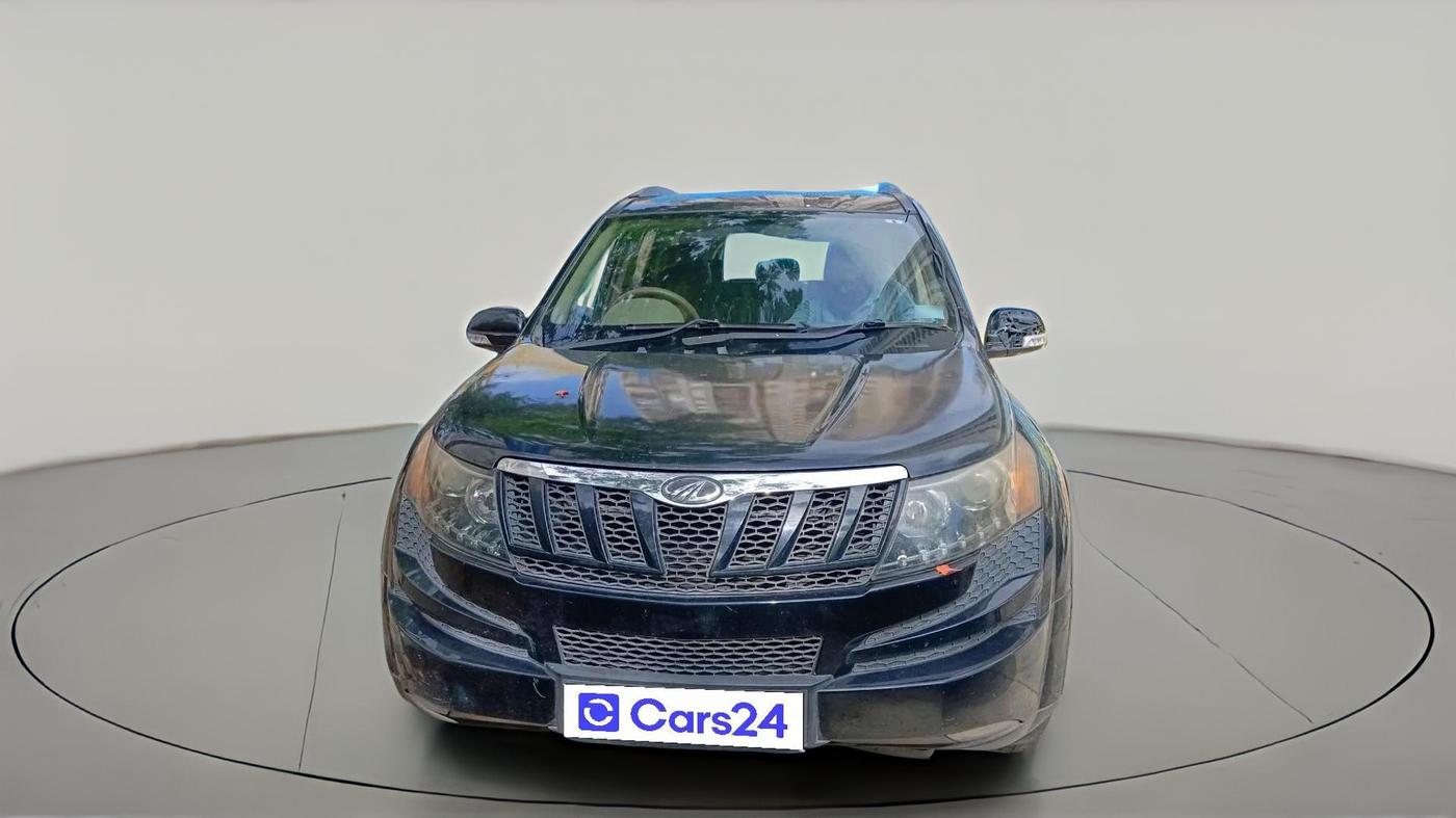 2015 Mahindra XUV500 W8, Diesel, Manual, 1,12,110 km, exterior