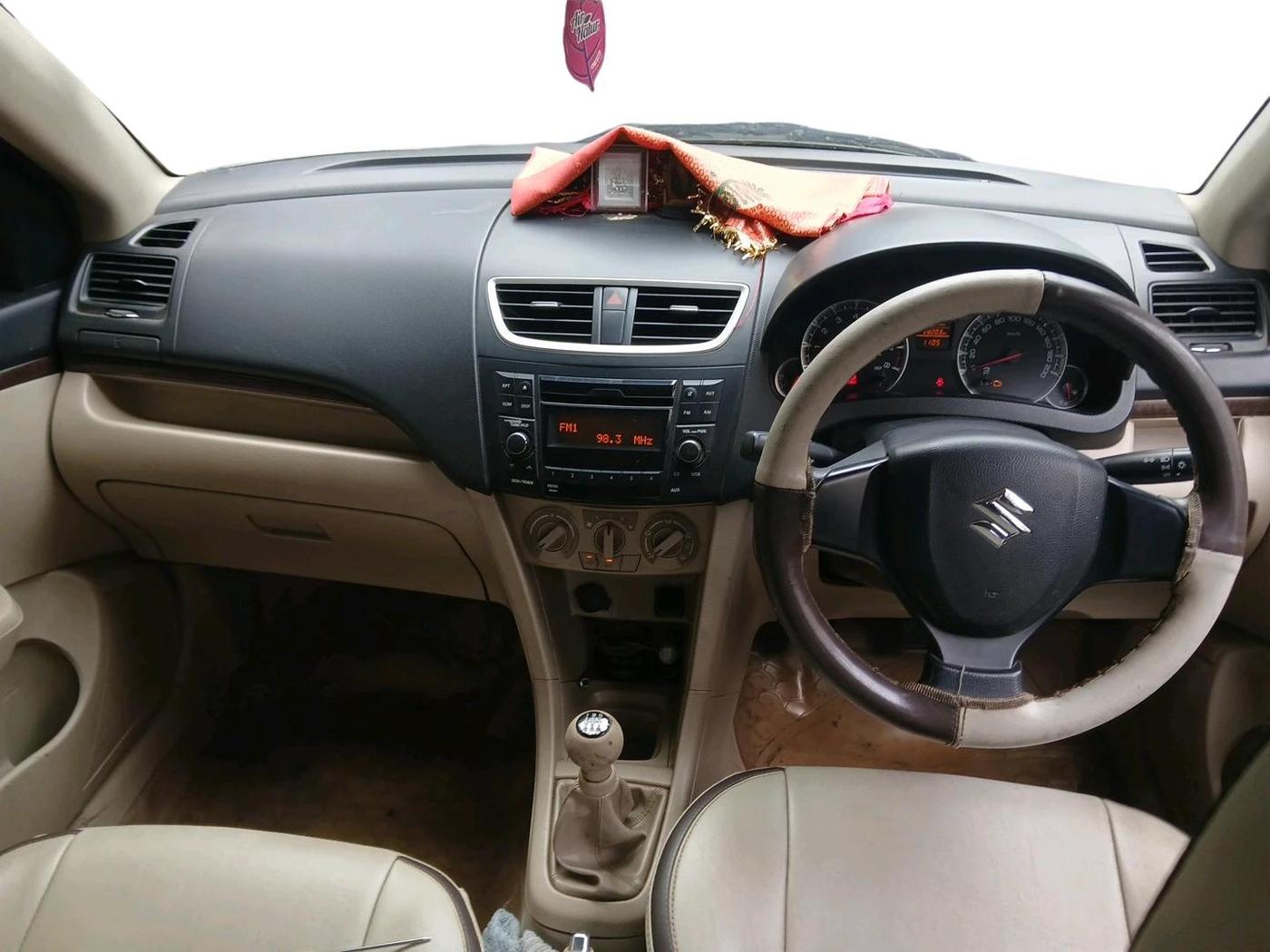 2016 Maruti Swift Dzire VXI, CNG, Manual, 28,203 km, interior
