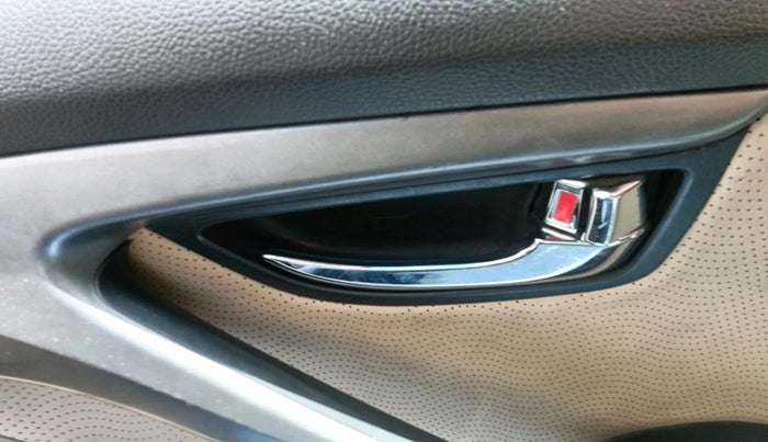 2012 Hyundai New Elantra 1.8 S VTVT, Petrol, Manual, 94,541 km, interior