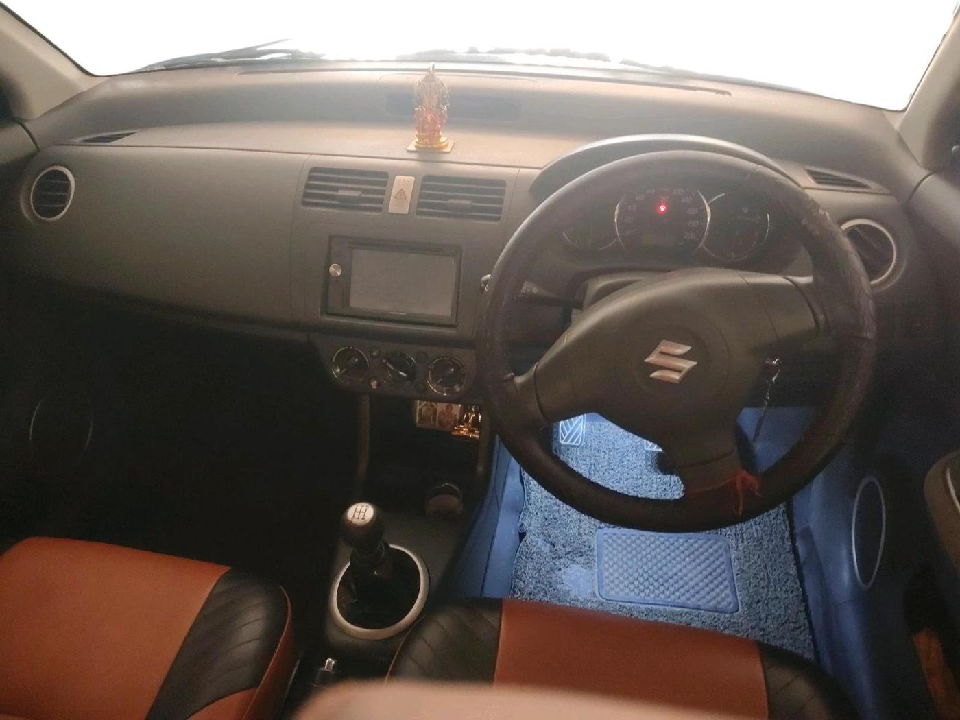 2011 Maruti Swift Dzire VXI, CNG, Manual, 65,059 km, interior