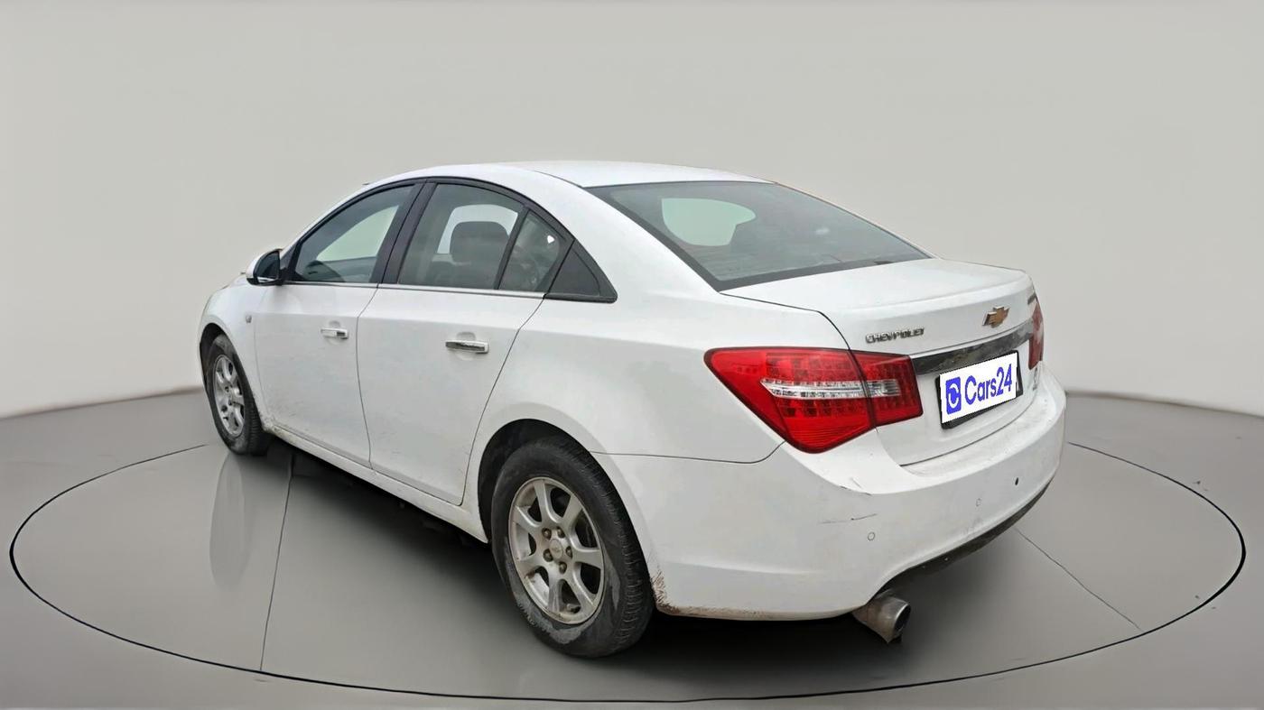 2012 Chevrolet Cruze LTZ, Diesel, Manual, 1,31,486 km, exterior