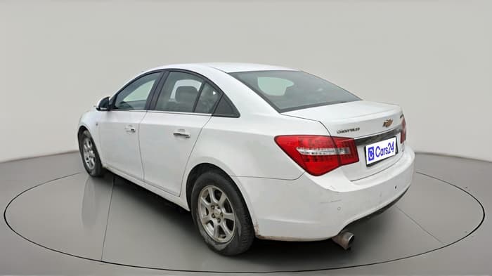 2012 Chevrolet Cruze LTZ, Diesel, Manual, 1,31,486 km, exterior