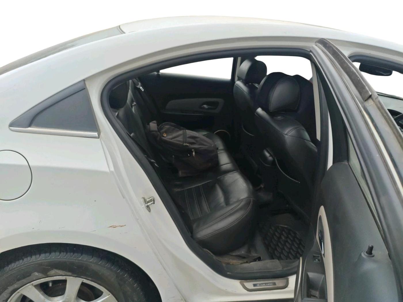 2012 Chevrolet Cruze LTZ, Diesel, Manual, 1,31,486 km, interior