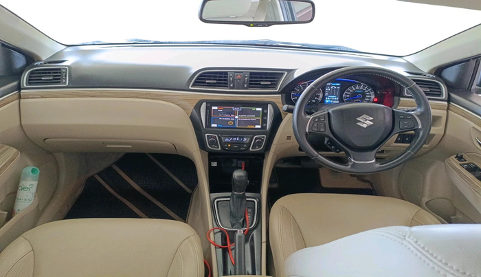 2020 Maruti Ciaz ALPHA  AT 1.5 SHVS PETROL, Petrol, Automatic, 32,333 km, interior