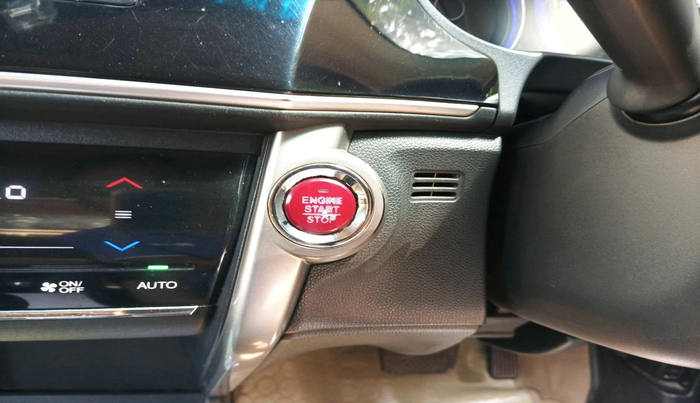 2016 Honda City 1.5L I-VTEC VX CVT, Petrol, Automatic, 1,04,111 km, interior