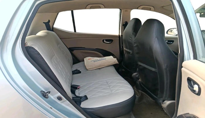 2011 Hyundai i10 MAGNA 1.2, Petrol, Manual, 75,087 km, interior