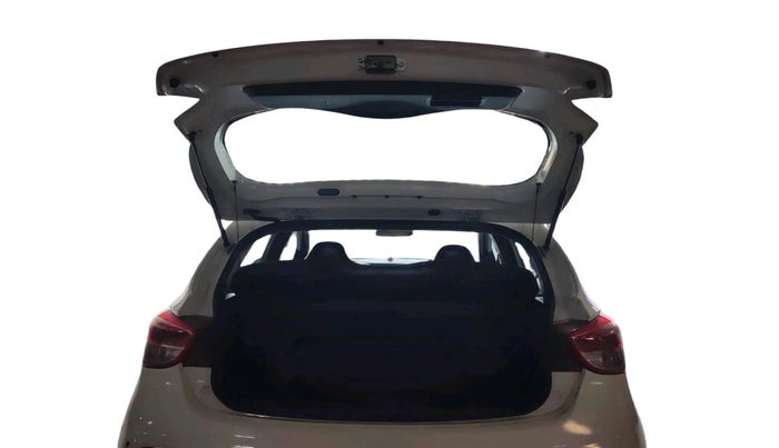 2017 Hyundai Grand i10 SPORTZ (O) 1.2 KAPPA VTVT, Petrol, Manual, 19,497 km, exterior