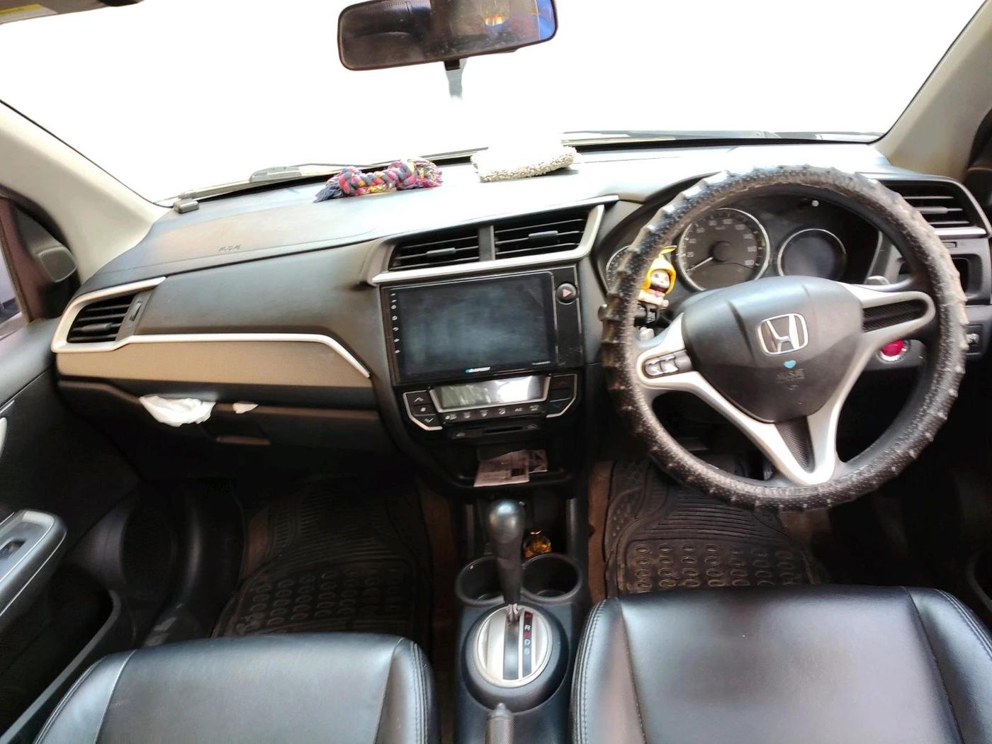 2016 Honda BR-V 1.5L I-VTEC V CVT, Petrol, Automatic, 1,21,679 km, interior