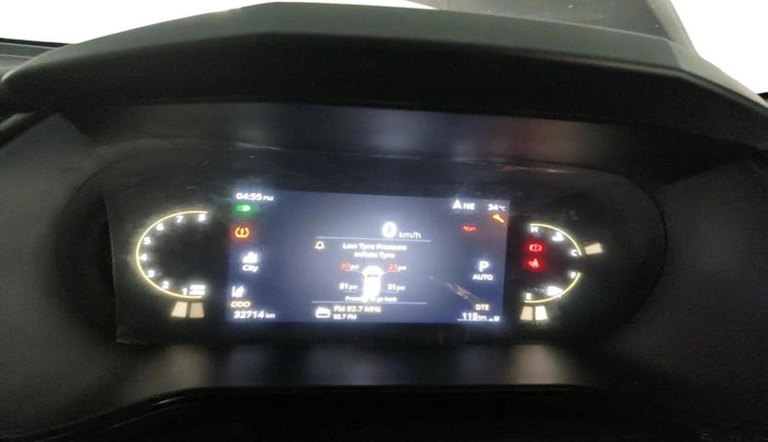 2023 Tata Safari XZA PLUS O RED DARK , Diesel, Automatic, 32,714 km, interior
