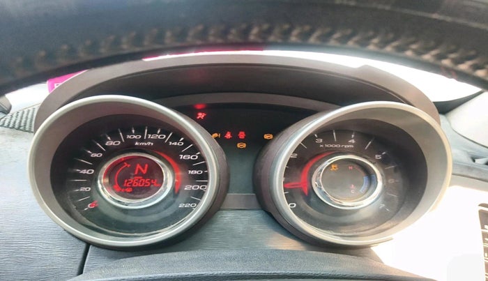 2012 Mahindra XUV500 W8, Diesel, Manual, 1,26,054 km, interior
