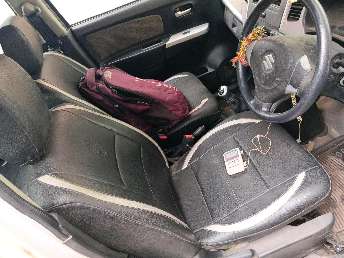 2013 Maruti Wagon R 1.0 LXI CNG, CNG, Manual, 91,437 km, interior