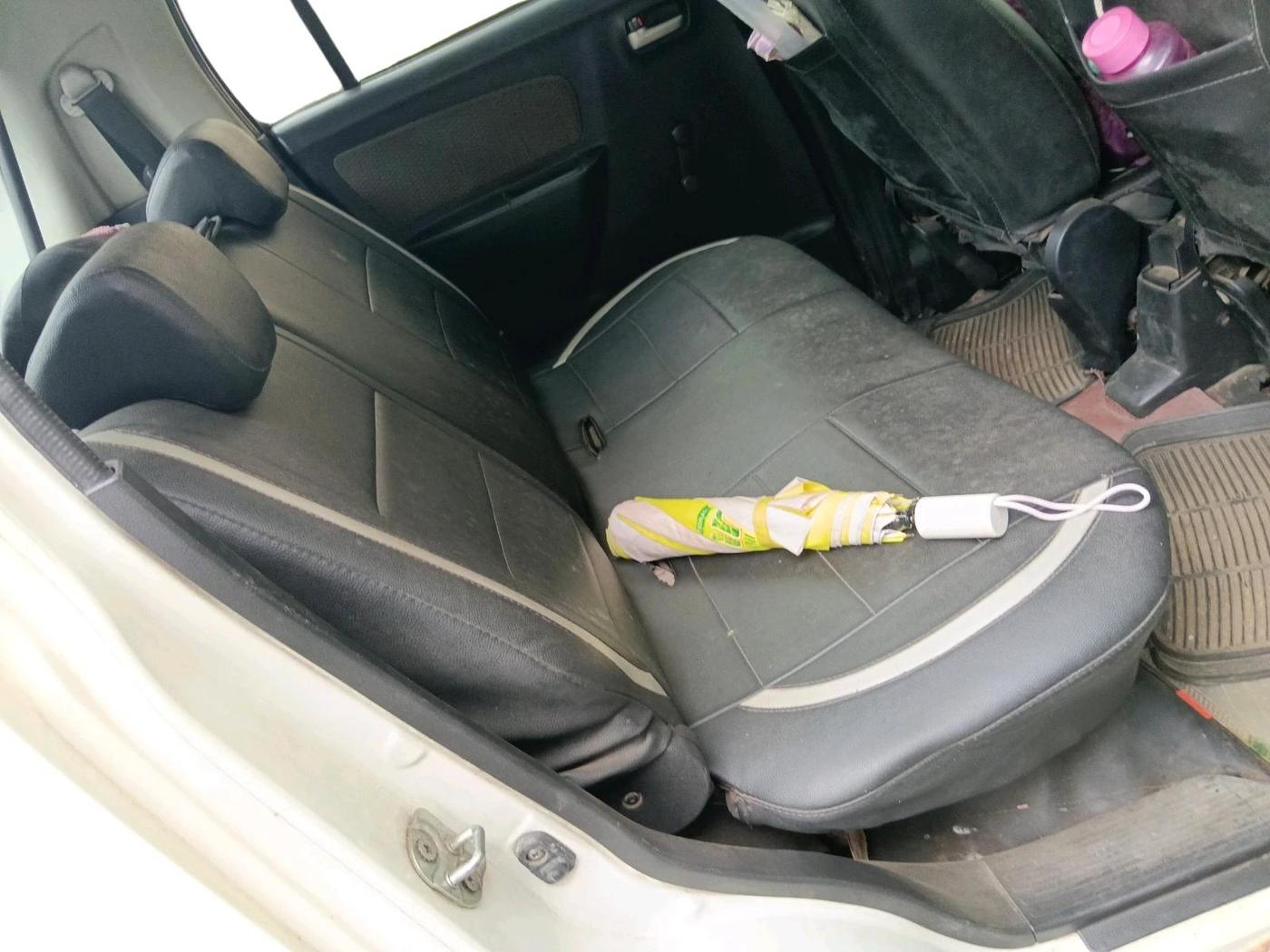 2013 Maruti Wagon R 1.0 LXI CNG, CNG, Manual, 91,437 km, interior