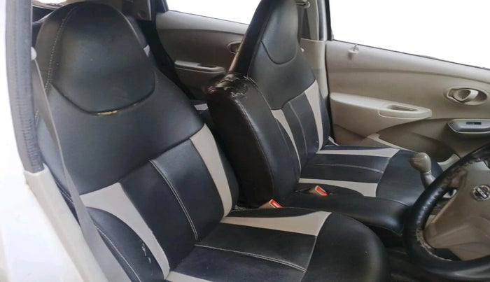 2014 Datsun Go T, CNG, Manual, 93,172 km, interior