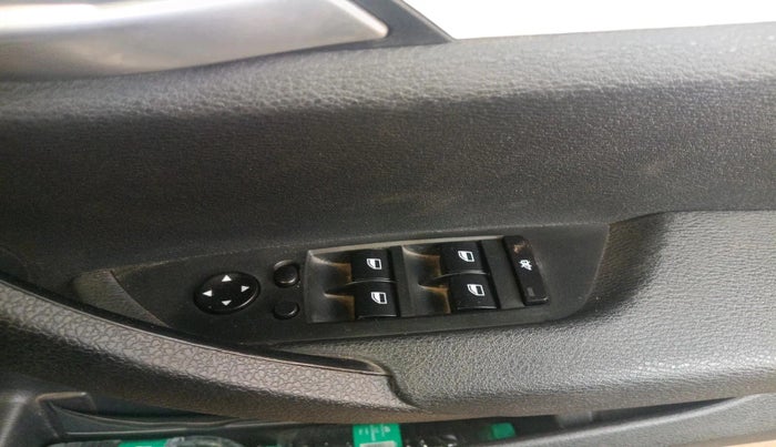 2013 BMW X1 SDRIVE 20D, Diesel, Automatic, 98,318 km, interior