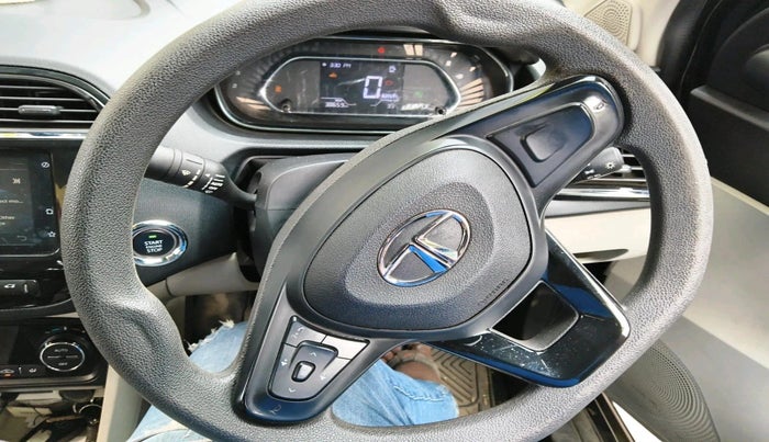 2022 Tata TIGOR XZ PLUS CNG, CNG, Manual, 38,659 km, interior