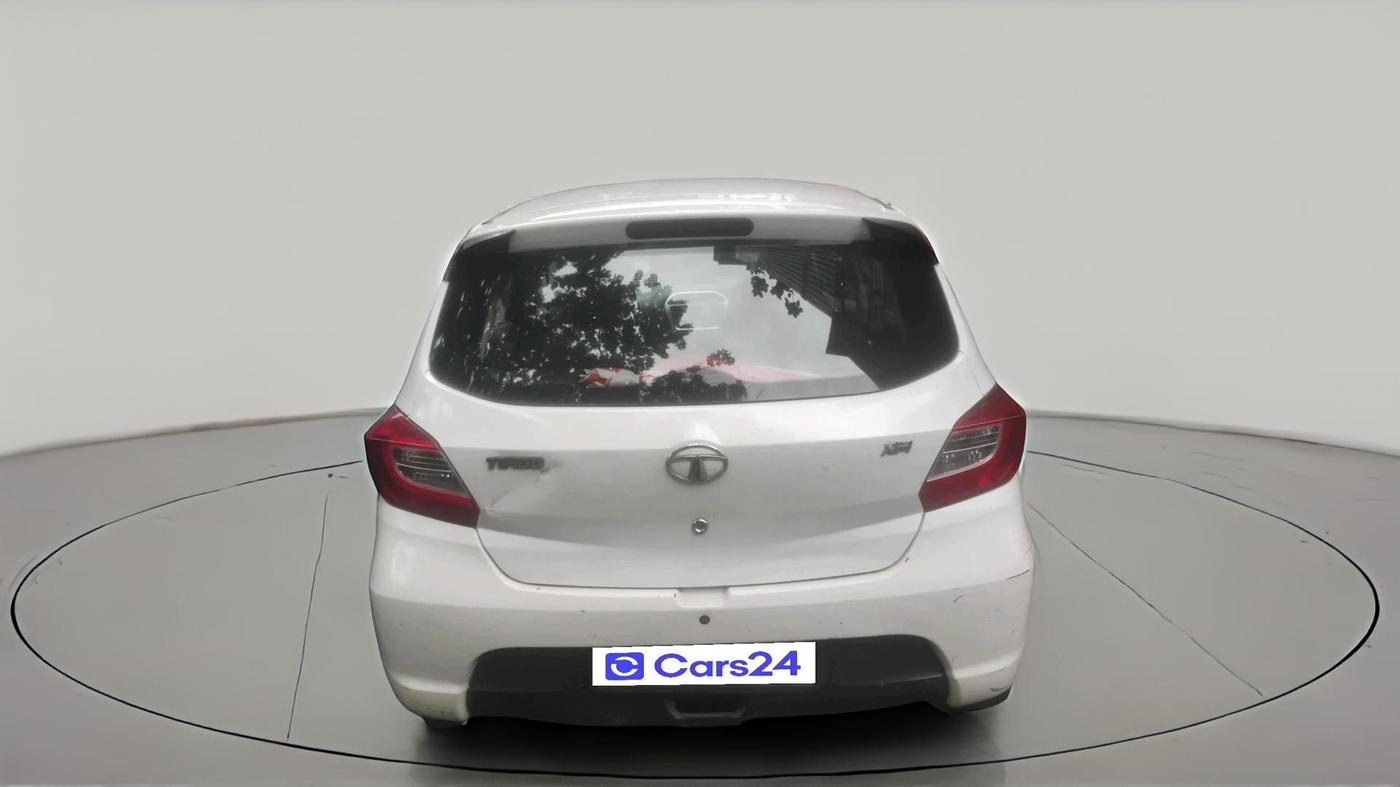 2016 Tata Tiago XM PETROL, Petrol, Manual, 1,10,739 km, exterior