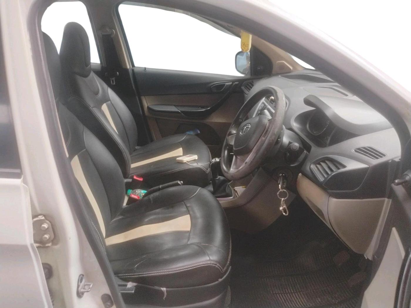 2016 Tata Tiago XM PETROL, Petrol, Manual, 1,10,739 km, interior