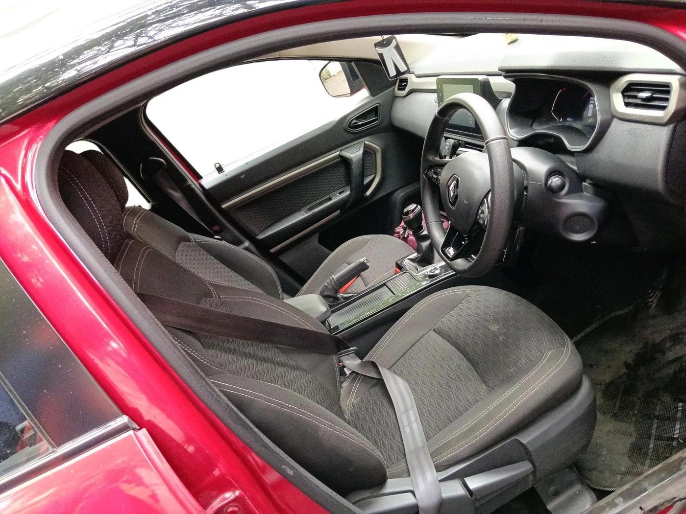2021 Renault Kiger RXZ TURBO MT, Petrol, Manual, 64,533 km, interior