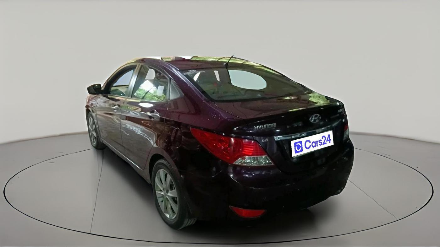2013 Hyundai Verna FLUIDIC 1.6 VTVT SX, Petrol, Manual, 1,17,389 km, exterior