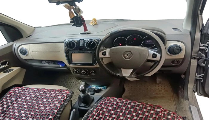 2015 Renault Lodgy 85 PS RXZ, Diesel, Manual, 1,07,874 km, interior