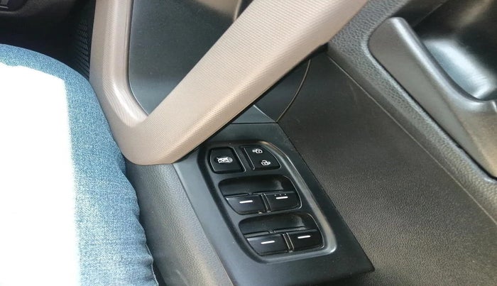 2018 Hyundai Creta E PLUS 1.6 PETROL, Petrol, Manual, 67,812 km, interior
