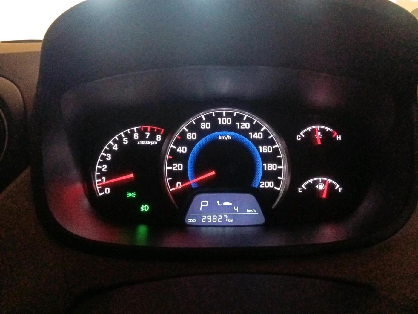 2018 Hyundai Grand i10 SPORTZ AT 1.2 KAPPA VTVT, Petrol, Automatic, 29,827 km, interior