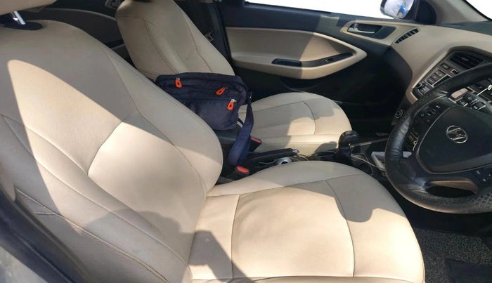 2015 Hyundai Elite i20 SPORTZ 1.2 (O), Petrol, Manual, 30,440 km, interior