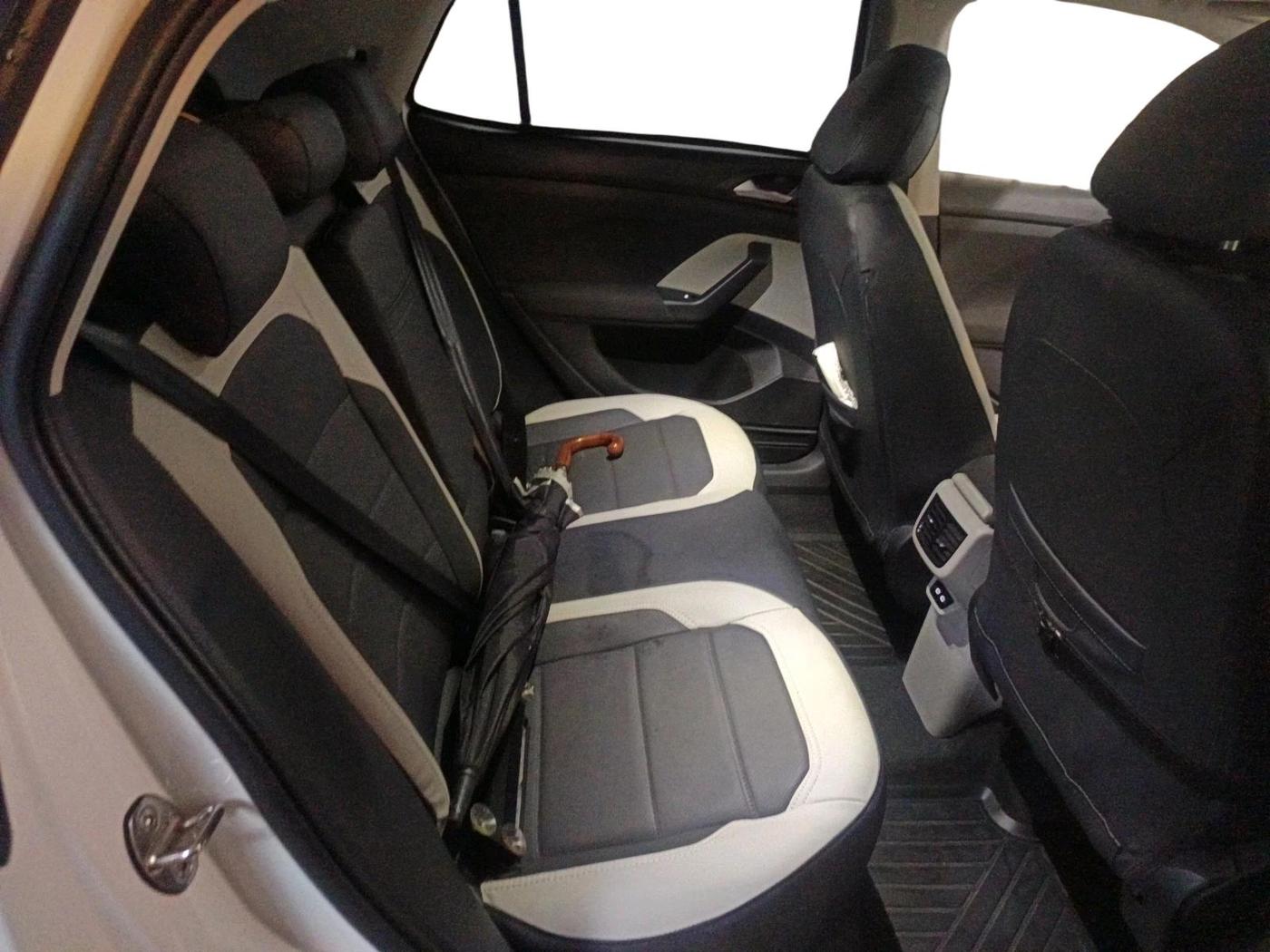 2022 Volkswagen TAIGUN HIGHLINE 1.0 TSI AT, Petrol, Automatic, 47,813 km, interior