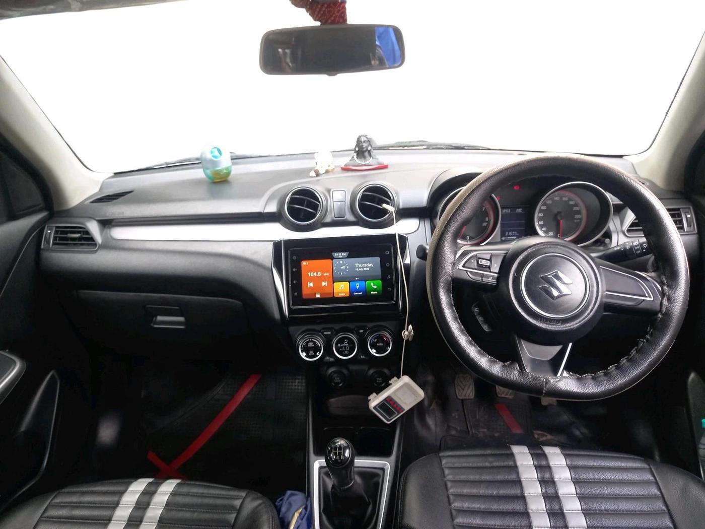 2021 Maruti Swift ZXI, Petrol, Manual, 31,577 km, interior
