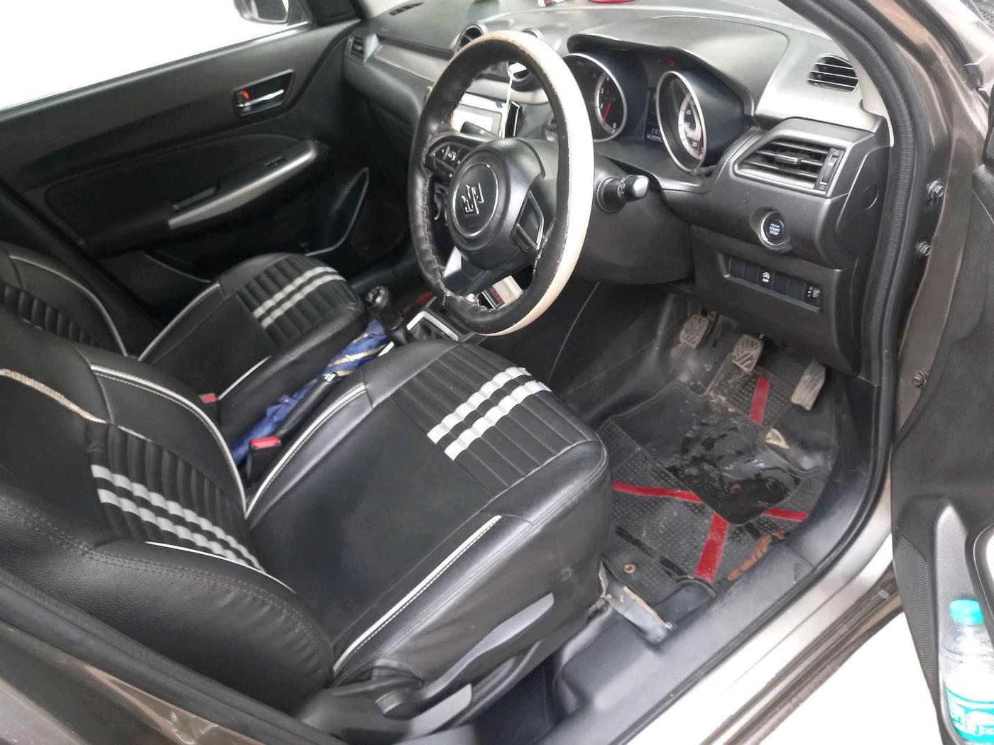 2021 Maruti Swift ZXI, Petrol, Manual, 31,577 km, interior