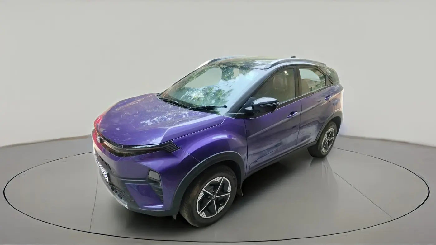 2023 Tata NEXON FEARLESS PURPLE AMT DUAL TONE 1.5 DIESEL, Diesel, Automatic, 38,049 km, exterior