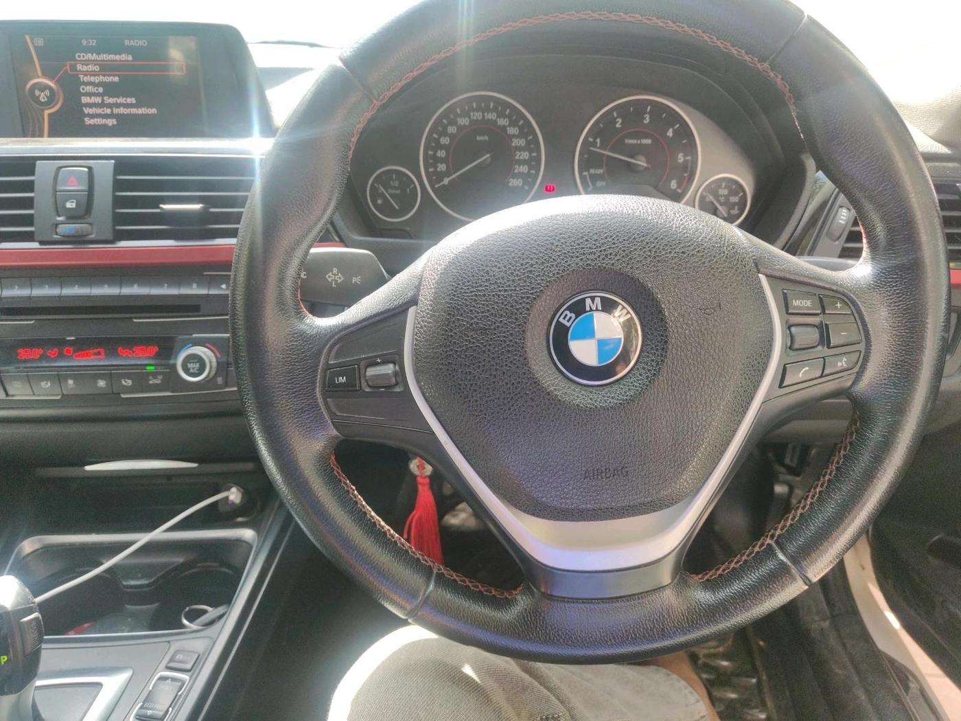 2013 BMW 3 Series 320D SPORTLINE, Diesel, Automatic, 99,006 km, interior