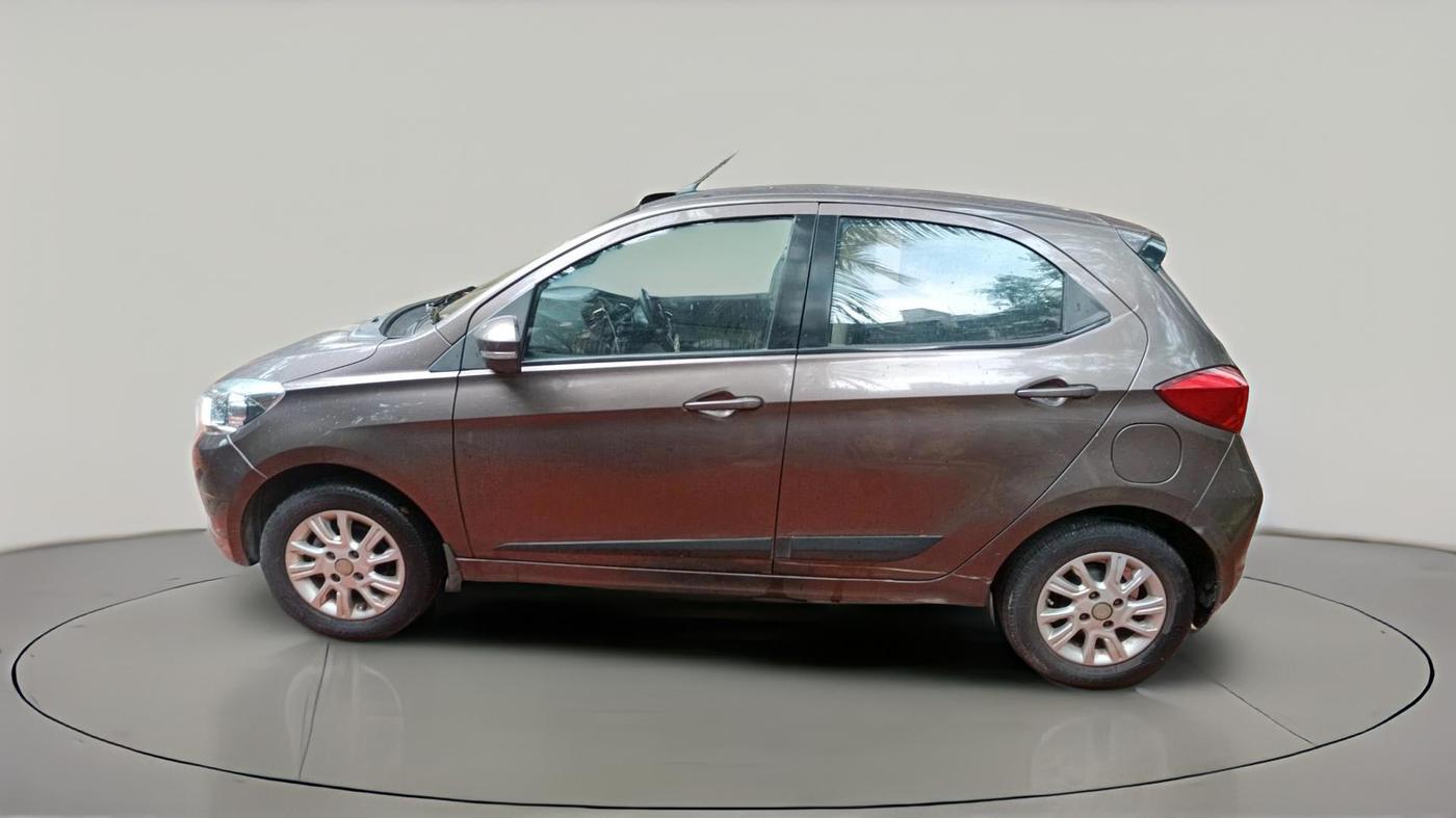 2017 Tata Tiago XZA PETROL, Petrol, Automatic, 27,618 km, exterior