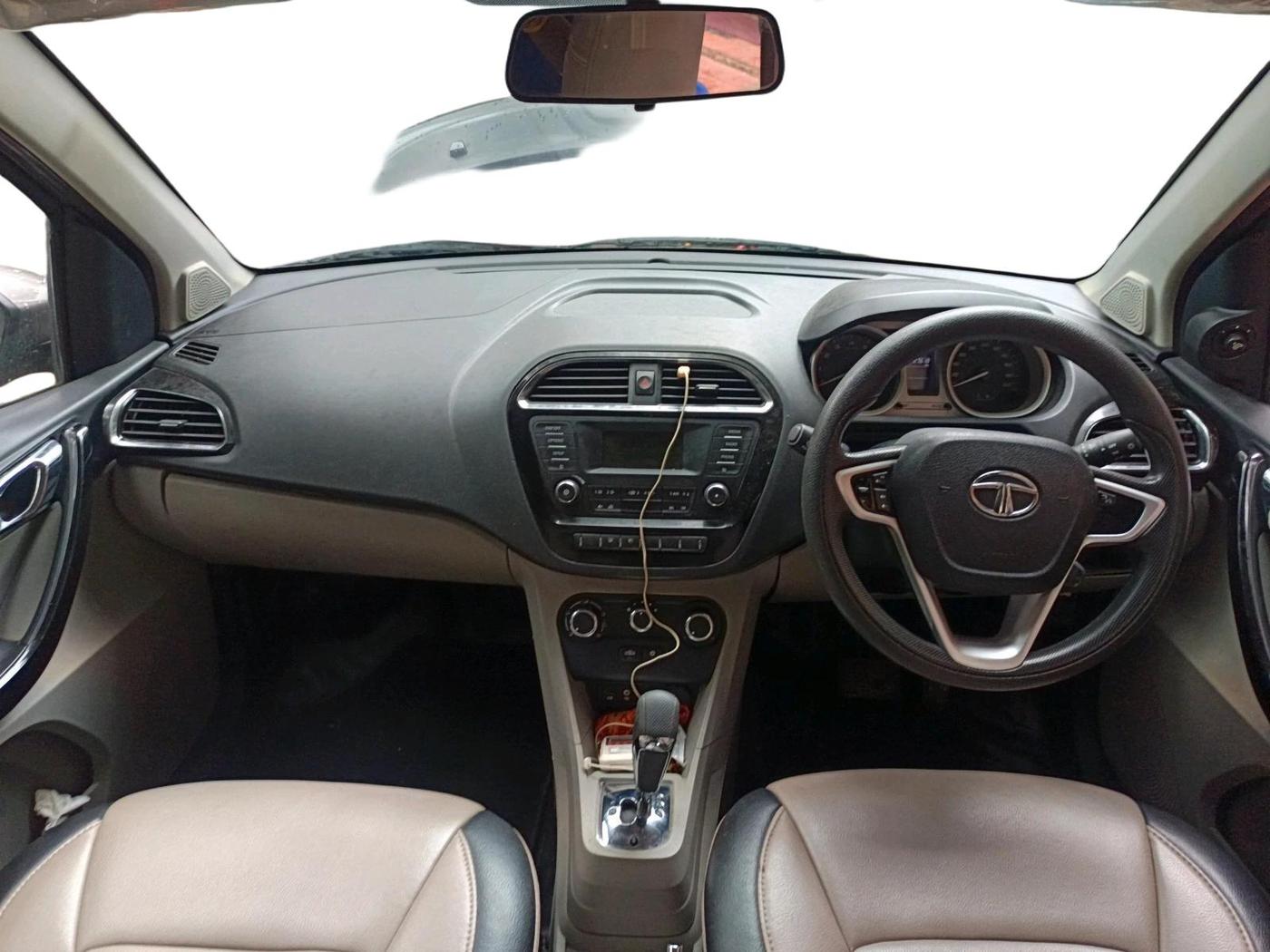 2017 Tata Tiago XZA PETROL, Petrol, Automatic, 27,618 km, interior