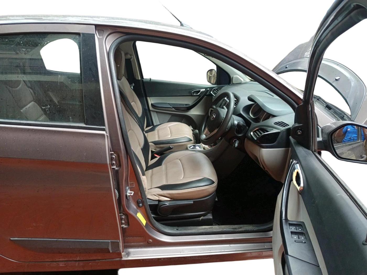 2017 Tata Tiago XZA PETROL, Petrol, Automatic, 27,618 km, interior