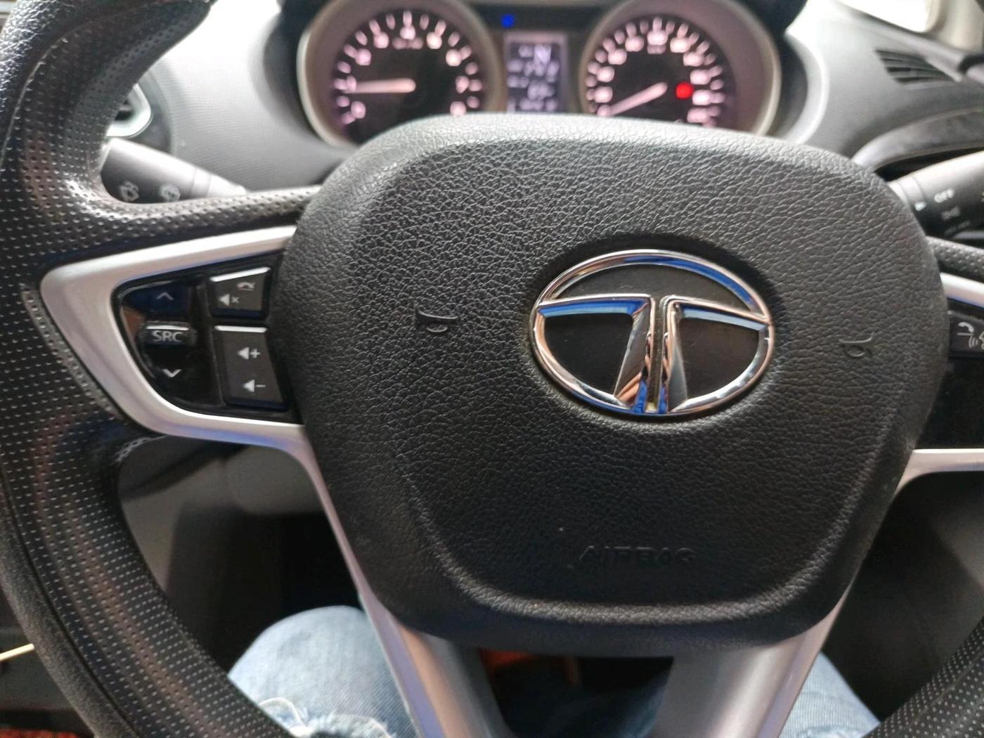 2017 Tata Tiago XZA PETROL, Petrol, Automatic, 27,618 km, interior