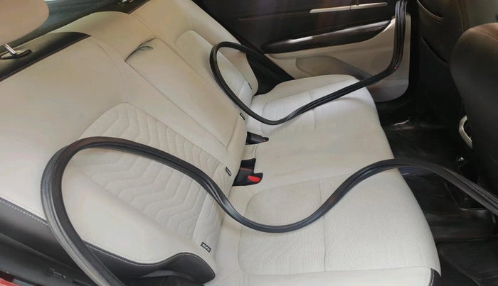 2021 KIA SONET HTX 1.0 IMT, Petrol, Manual, 13,504 km, interior