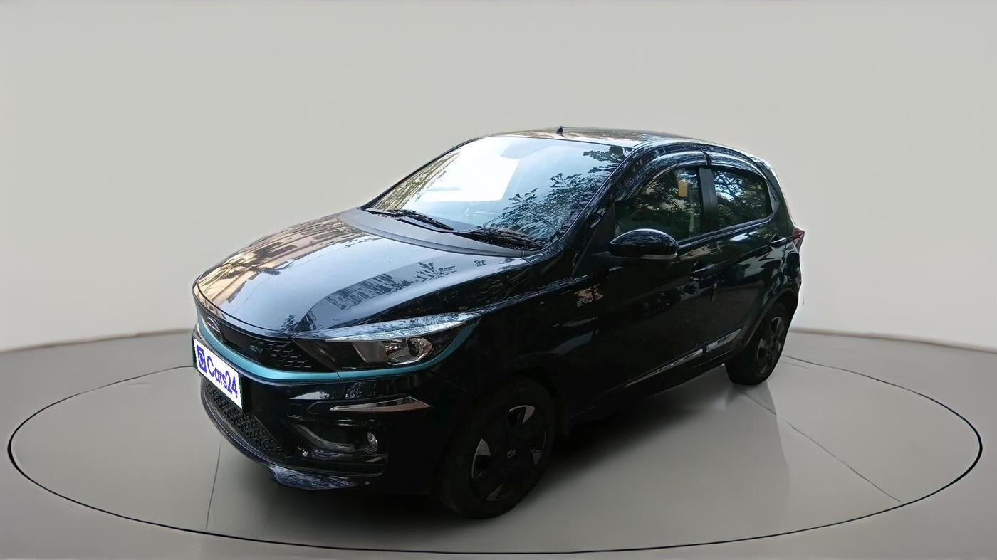 2023 Tata TIAGO EV XZ PLUS LONG RANGE FAST CHARGER, Electric, Automatic, 26,255 km, exterior