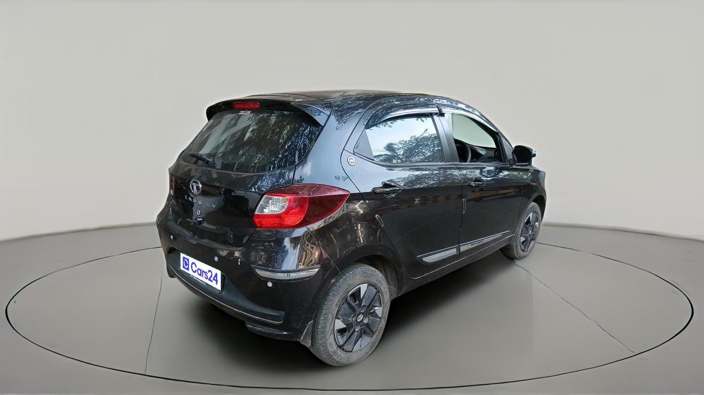 2023 Tata TIAGO EV XZ PLUS LONG RANGE FAST CHARGER, Electric, Automatic, 26,255 km, exterior