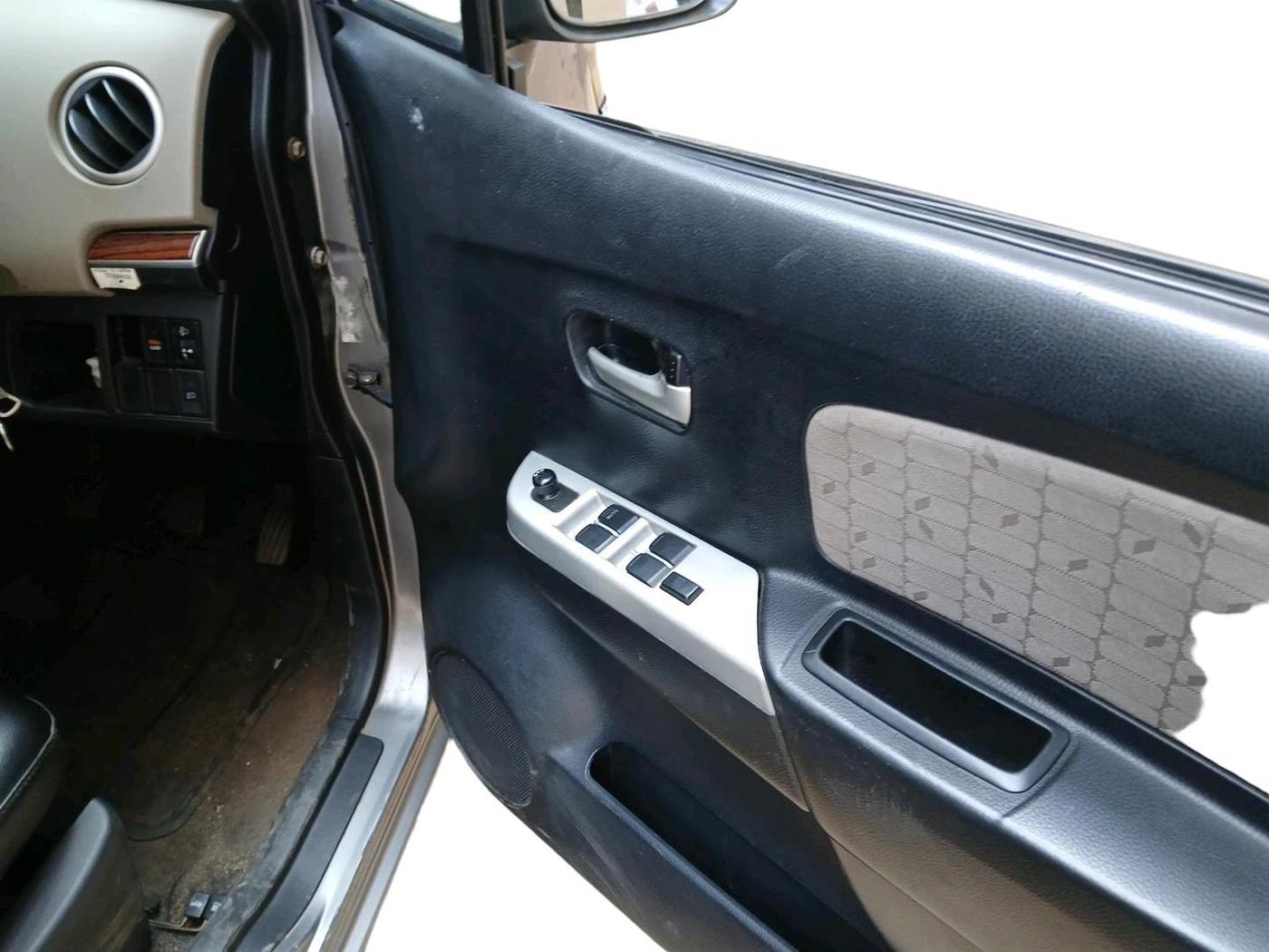2014 Maruti Wagon R 1.0 VXI, Petrol, Manual, 62,247 km, interior