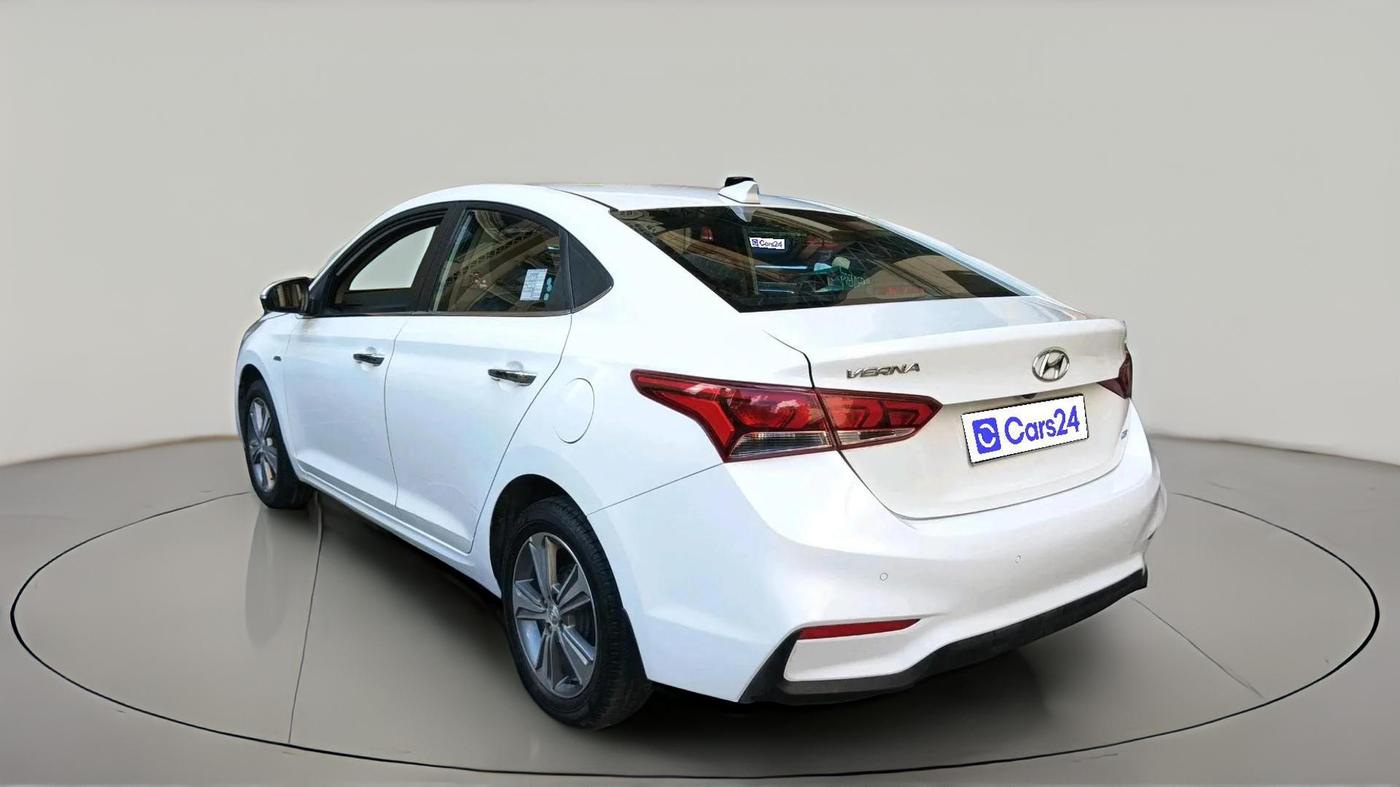 2019 Hyundai Verna 1.6 CRDI SX (O) AT, Diesel, Automatic, 35,844 km, exterior