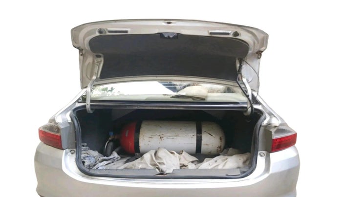 2017 Honda City 1.5L I-VTEC ZX CVT, CNG, Automatic, 1,15,634 km, exterior