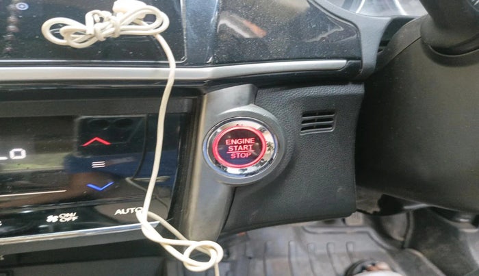 2017 Honda City 1.5L I-VTEC ZX CVT, CNG, Automatic, 1,15,634 km, interior