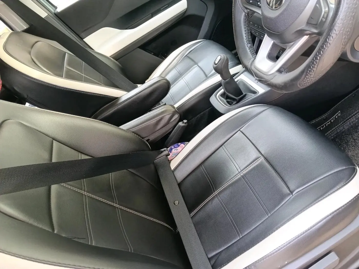 2024 Tata PUNCH ACCOMPLISHED DAZZLE SUNROOF CNG MT, CNG, Manual, 31,135 km, interior