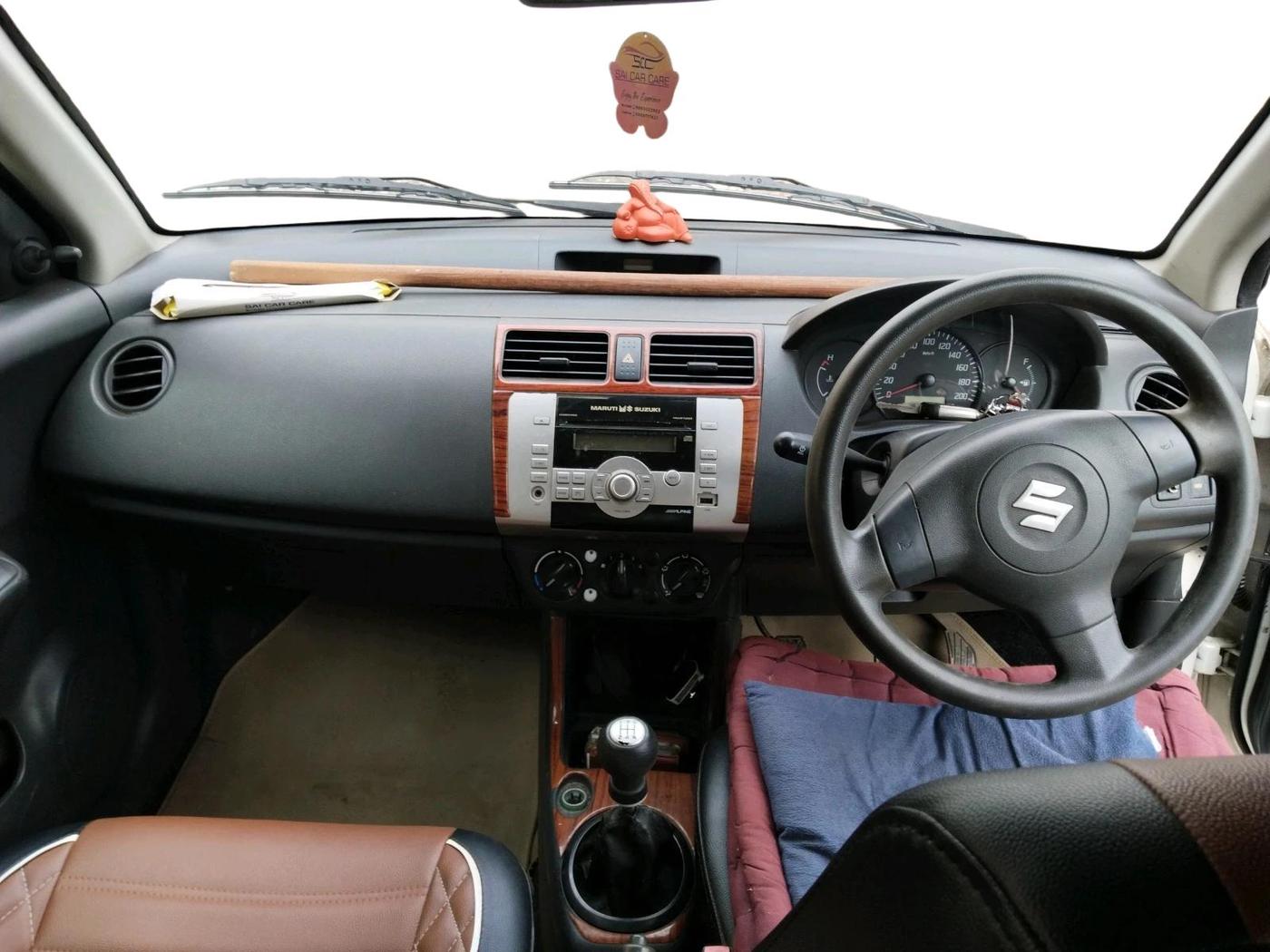 2011 Maruti Swift Dzire LXI, Petrol, Manual, 1,19,218 km, interior