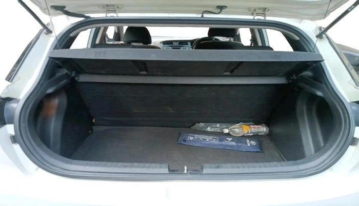 2016 Hyundai Elite i20 ASTA 1.2, Petrol, Manual, 69,093 km, exterior